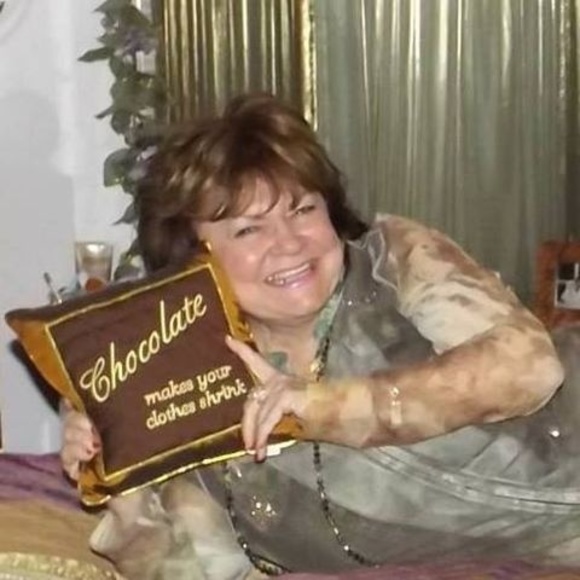 Meet your Posher, Fayelynn - Picture 1 of 1